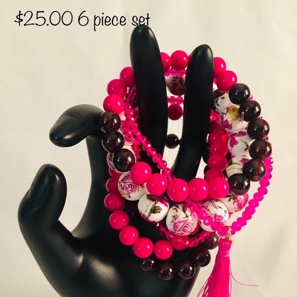 Jewelry - Bracelet Set